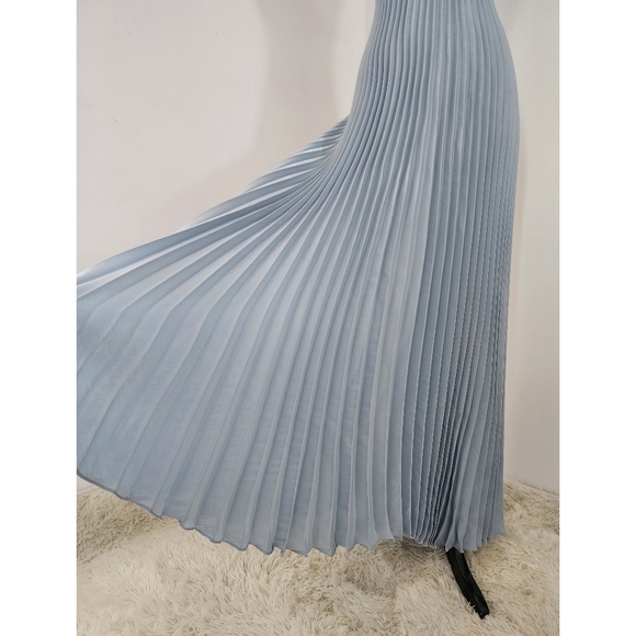 Vintage Steppin' Out Icy Blue Accordian Pleat Evening Gown - Picture 7 of 8